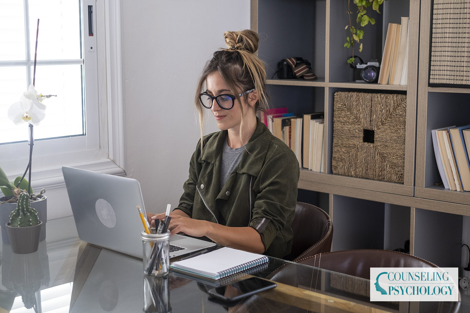 How to Become a Cognitive Psychologist: Career Guide