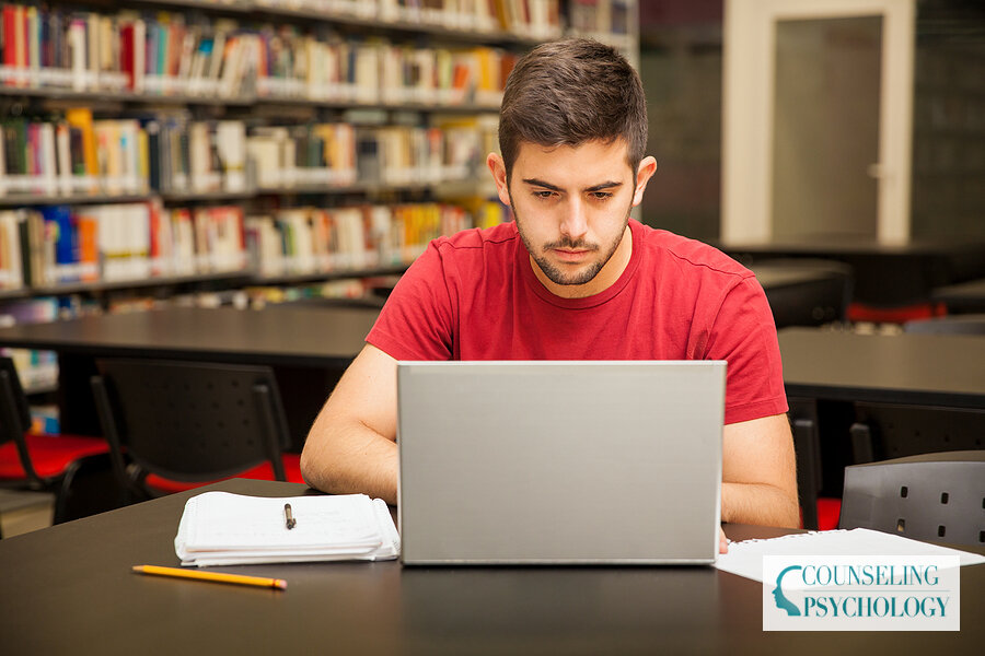7 Mistakes to Avoid in an Online Psychology Bachelor’s Program