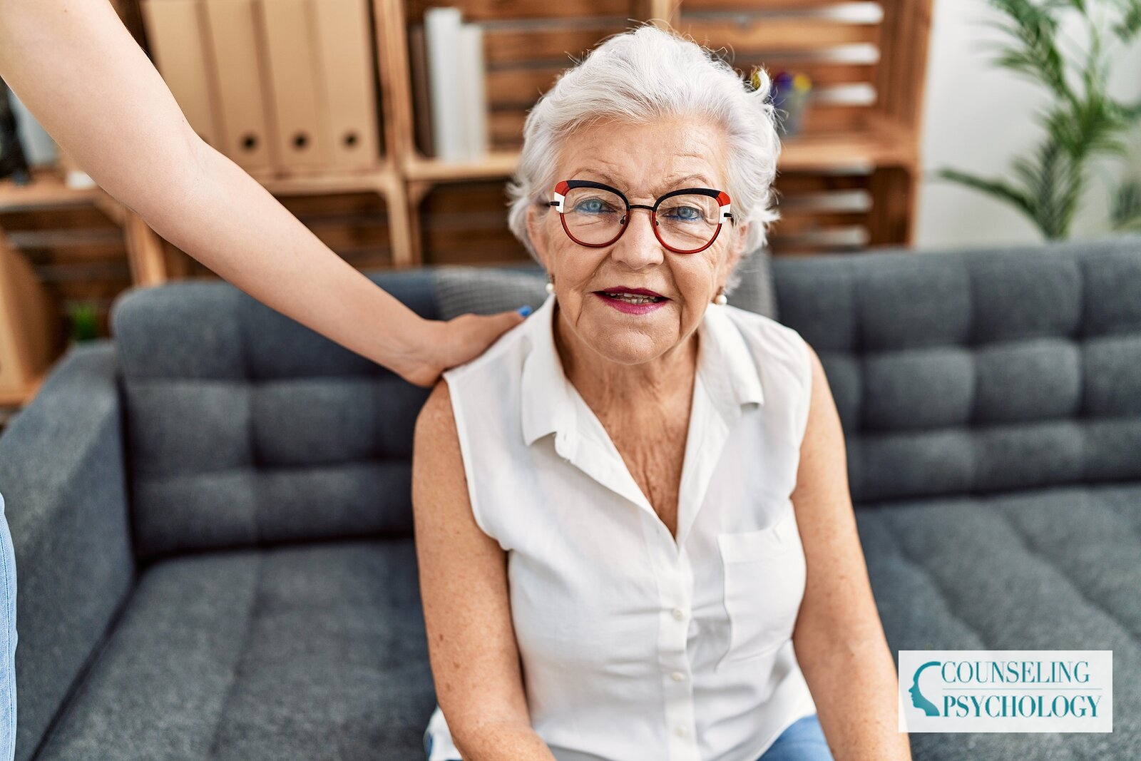 How to Become a Geriatric Counselor: Career Guide (2026)