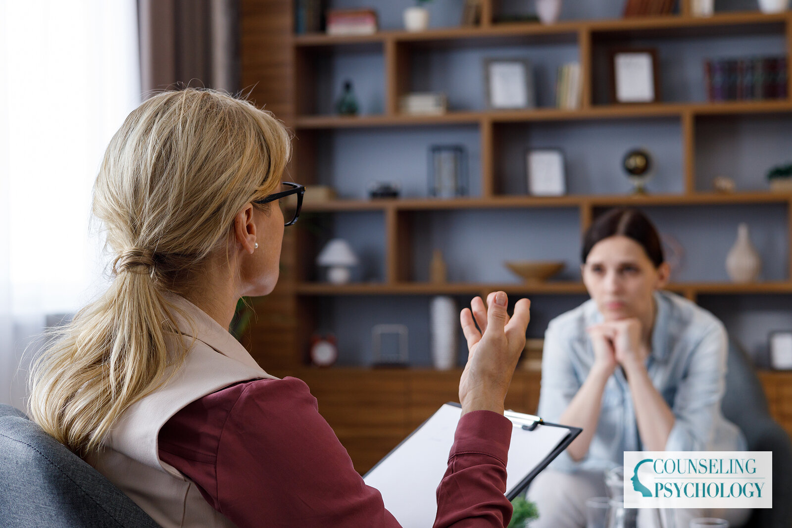 How to Become a Clinical Psychologist: Career Guide