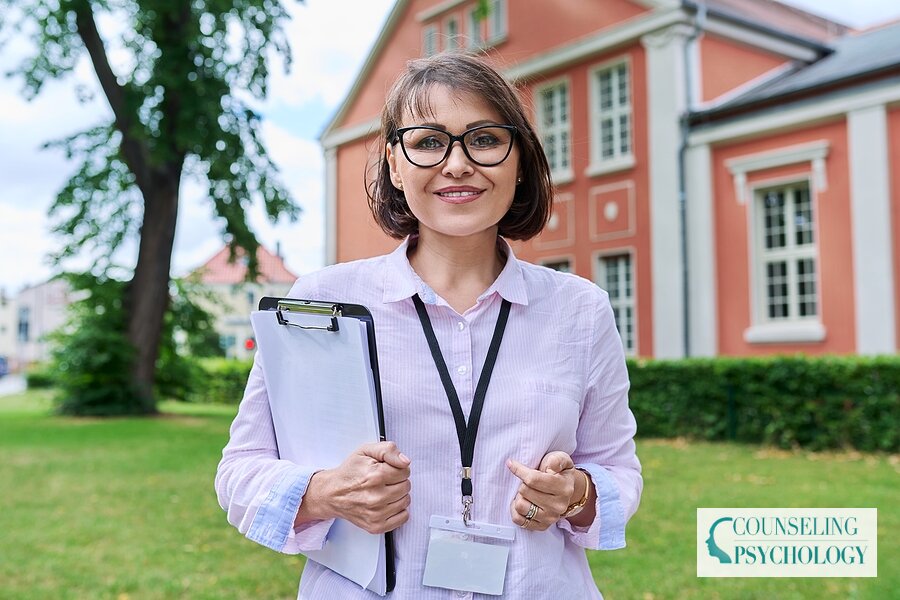 Best Online School Counseling Programs for 2026